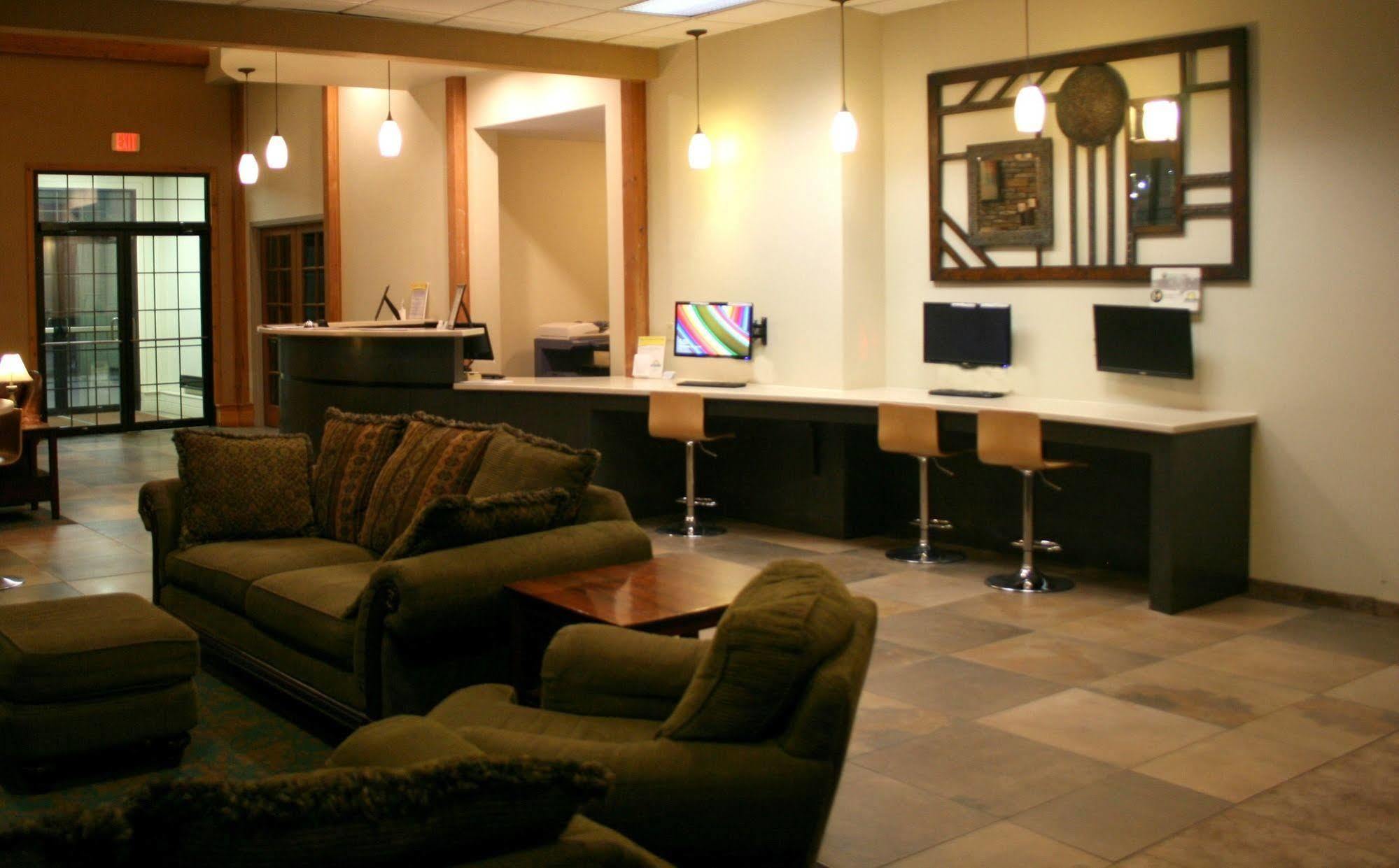 Dakotah Lodge Of Brookings Ngoại thất bức ảnh